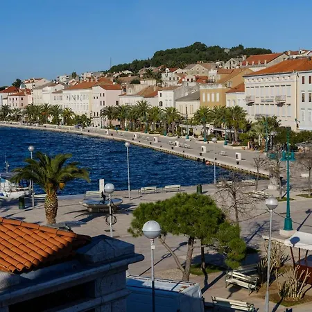 Apartments Argemonia Mali Losinj Exterior photo