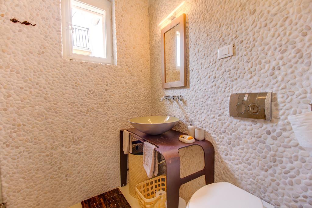 Argemonia Apartment